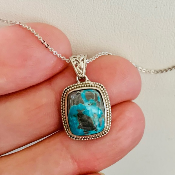 Sierra Nevada Turquoise Solitaire Pendant Necklace 20 Inches in SS NWT - Picture 10 of 14